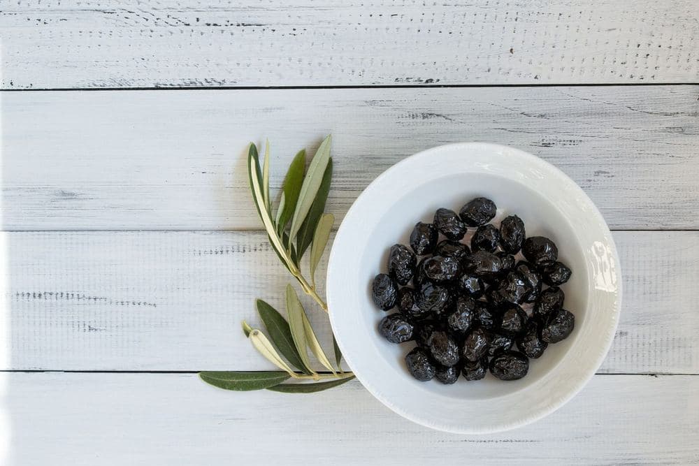 Fethiye Doğal Salamura Çevirme Siyah Zeytin